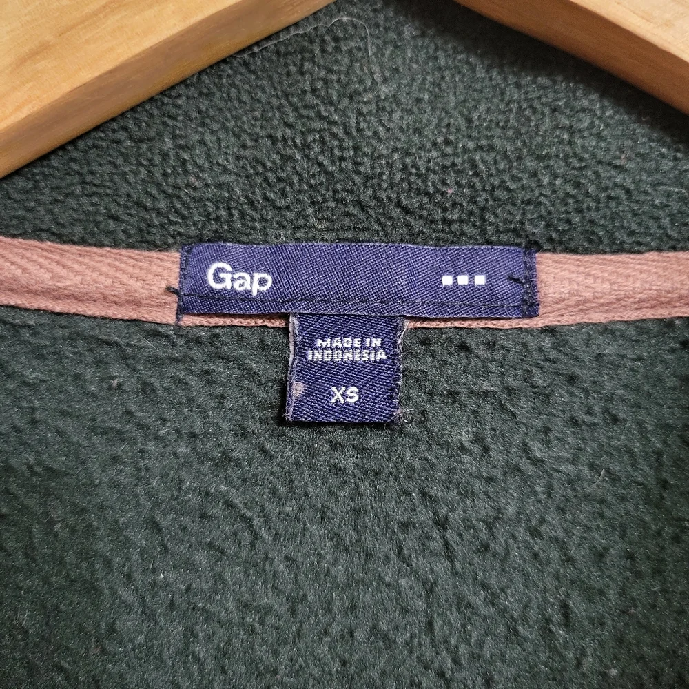 Gap Pullover Fleece EUC - Picture 3 of 7